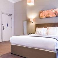 Double Room - Mobility Access with Roll-in Shower