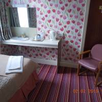 Standard Single Room with Shared Bathroom
