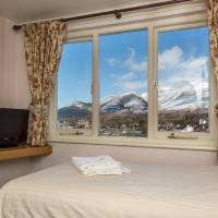 Single Room with Mountain View