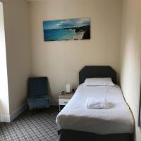 Twin Room with Private Bathroom