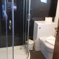 Small Double/Twin room Room (1 Adult)