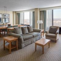 King Suite with Lounge Access - Club Floor