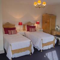 Large Double or Twin Room