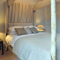 Royale One Bedroom Apartment