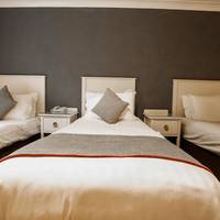 Triple Guest Room