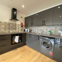 One-Bedroom Apartment - 125 Bell Street