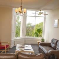 Two-Bedroom Apartment (6 Adults)