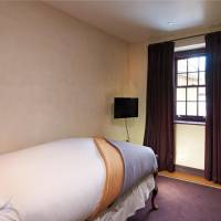 Classic Single Room