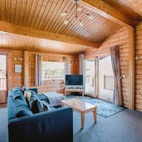 Hot Tub Lodge