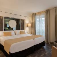 Premium Twin Room