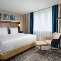 Suite with 1 King, Sofa bed, City view