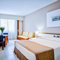 Luxury Triple Room with Double Bed and City View
