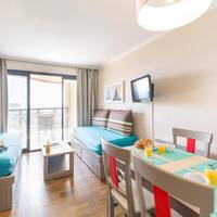 Standard One-Bedroom Apartment with Air Conditioning (4 People)