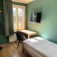 Single Room with Shared Bathroom