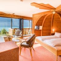 Suite with Hot Tub