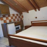 Basic Triple Room