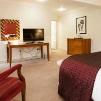 Four Poster Room