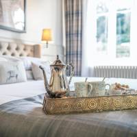 1 Super King Bed Suite Garden View