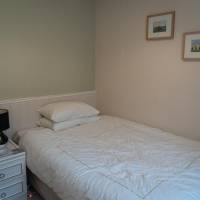 Single Room with Shared Bathroom