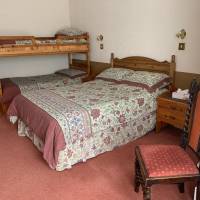 Family Room (2 Adults + 2 Children)