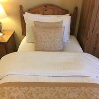 Single Room with Private External Bathroom