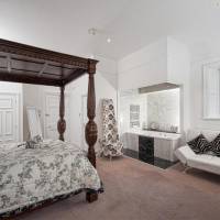 King Double Room