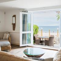Villa - Beach Front