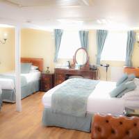 Family Room (4 Adults)