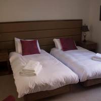 Twin Room with Bathroom