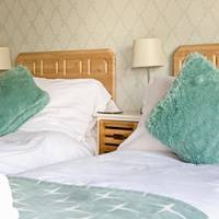 Twin/King Room