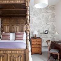 Room with Four-Poster Bed