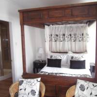 Double Room with Four Poster Bed