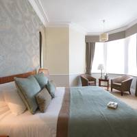 Suite with Spa Bath