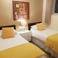 Twin Room with Private Bathroom