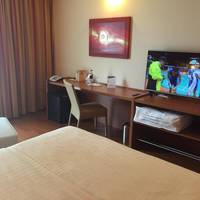 Room #24408910
