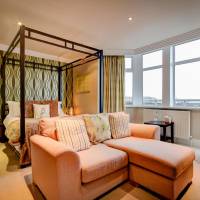 King Room with Four Poster Bed and Sea View