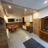Deluxe Family Suite