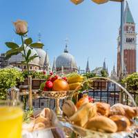 Suite with Terrace and San Marco View