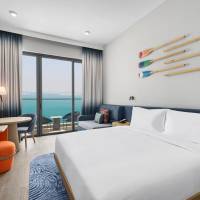 King Room with Sofa Bed and Sea View