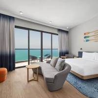 King Family Breeze Room with Sea View