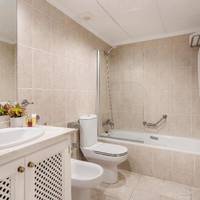 Room #1740916