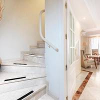 Room #1740921