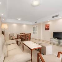 Room #1740922