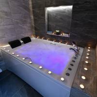 Double Room with Spa Bath
