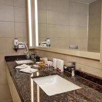 Queen Room - Mobility Access/Smoking