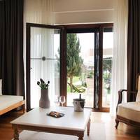 King Room with Garden View
