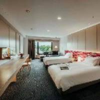 Room #153796482