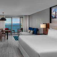Superior Oceanfront King Room