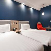 Standard Twin Room with Balcony