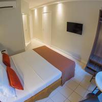 Family Suite (4 Adults + 1 Child)